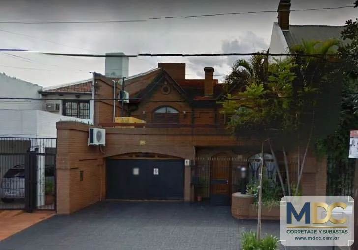 Vendo Imponente Casa Céntrica, Posadas.